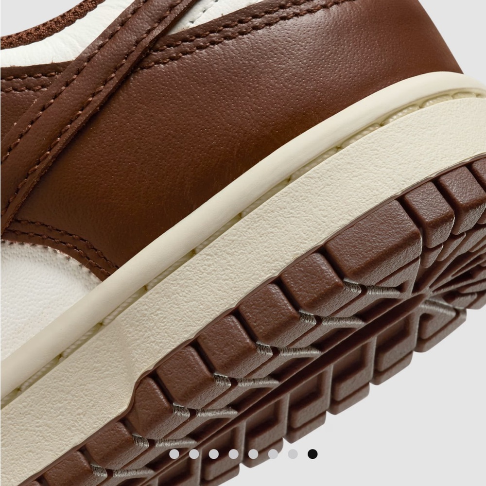 NWT AND BOX Women’s Nike Dunk Low - Picture 8 of 14